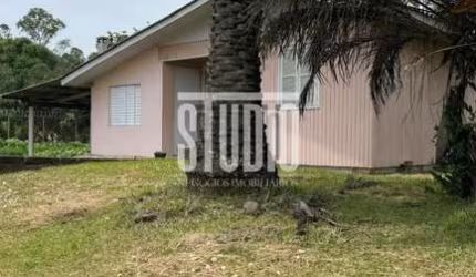 Casa com 3 quartos à venda em Navegantes, Carlos Barbosa  por R$ 799.000