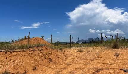Área industrial na estrada Santa Tereza em Macaé-RJ.