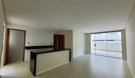 Apartamento Garden com 03 quartos, com 03 vagas de garagem no Vale do Ipê