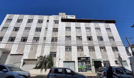 Cobertura de 04 quartos e 02 vagas de garagem no São Mateus