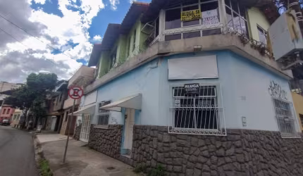 Locação - Excelente Casa Comercial na Rua Paula Lima esquina com Dr. João Pinheiro