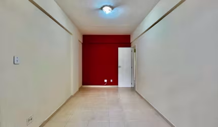 Apartamento de 02 quartos no Centro