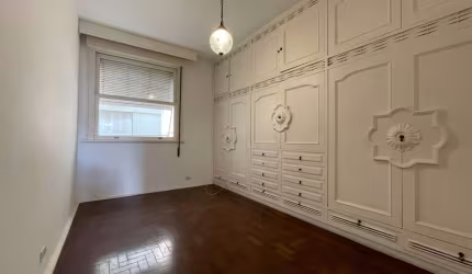 Apartamento de 03 quartos no centro