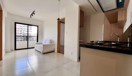 Aluguel - Apartamento de 02 quartos com varanda semi mobiliado no Centro