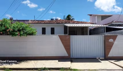 CASA COM 3 QUARTOS NO BAIRRO DO CRISTO, PRÓXIMO A PRINCIPAL RANIERI MAZILLI, POR APENAS R$ 370.000,00!