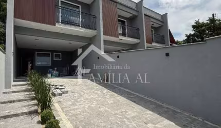 Geminado Bairro São Marcos com 154 m² e 5 metros de abertura