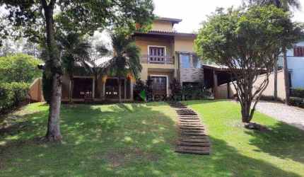 Casa com 3 dormitórios à venda, 530 m² por R$ 3.700.000,00 - Condomínio Village Visconde de Itamaracá  - Valinhos/SP