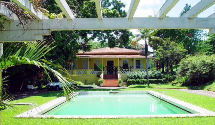 Casa em condomínio