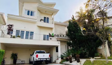 Casa em condomínio