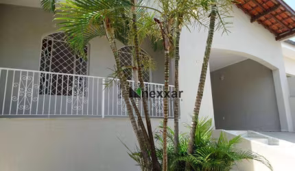 Casa com 3 dormitórios à venda, 166 m² por R$ 800.000 - Castelo - Valinhos/SP