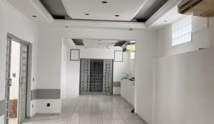 SOBRADO COMERCIAL EM SANTANA