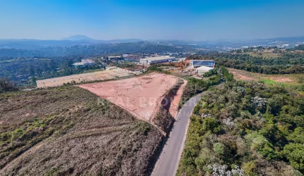Terreno industrial à venda com platô pronto para indústrias em geral, incluindo indústrias químicas