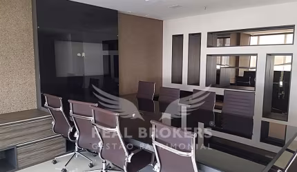 Sala comercial mobiliada com 184 m² para locação em Sorocaba