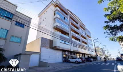 Lindo Apartamento a 100 metros do Mar.. Praia de Bombas.. Móveis Planejados..