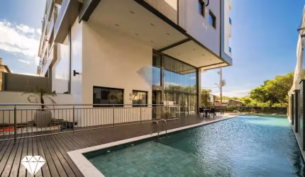 APARTAMENTO EM CONDOMÍNIO FECHADO COM PISCINA E PRÓXIMO AO MAR