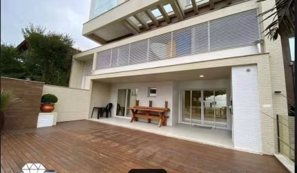 Lindo Apartamento Garden, Mobiliado e decorado, a 100 metros da Praia de Marisca