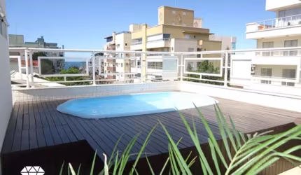 Cobertura com piscina privativa a venda em Bombas