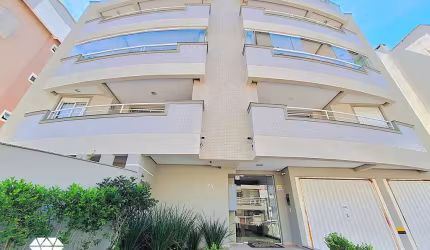 Apartamento a 100m do Mar em Bombas, 3 Dormitórios e Sacada com Churrasqueira