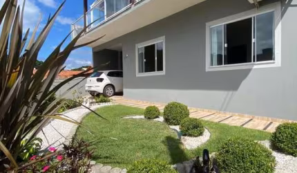 Linda Casa, Praia de Bombas SC, Para rentabilizar ou morar, Venha conhecer!!