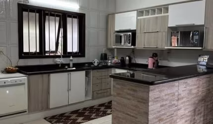 Casa com 2 quartos à venda na LEONCIO LUIS MARQUES, 221, Caiu Do Céu, Osório, 145 m2 por R$ 700.000