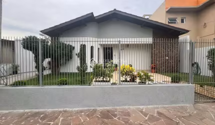 Casa com 4 quartos à venda na Barão Do Triunfo, 1300, Centro, Osório, 186 m2 por R$ 620.000