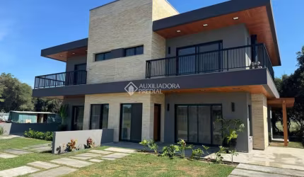 Casa em condomínio fechado com 3 quartos à venda na Linha Peixoto, 1, Palmital, Osório, 174 m2 por R$ 1.250.000
