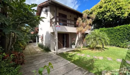 Casa com 3 quartos à venda na Servidão Costa do Moçambique, 358, São João do Rio Vermelho, Florianópolis, 180 m2 por R$ 904.000