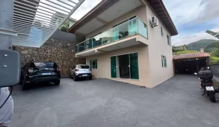 Casa com 5 quartos à venda na Maria Filomena de Souza, 134, Saco Grande, Florianópolis, 160 m2 por R$ 1.500.000