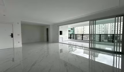 Apartamento com 4 quartos à venda na Avenida Nereu Ramos, 1111, Meia Praia, Itapema, 280 m2 por R$ 4.698.800