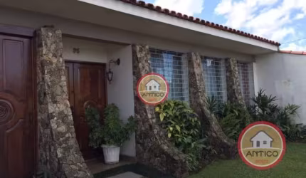 OPORTUNIDADE ÚNICA TERRENO DUPLO TOTALIZANDO 754 M² - COM EXCELENTE CASA DE 226,50 M²  - WEKERLIN95