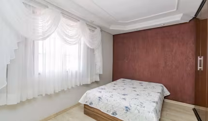 Sobrado 3 quartos no Guaíra