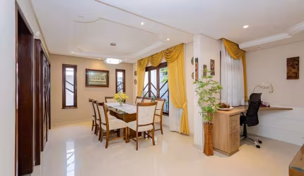 Espaçosa Casa de 4 quartos com área gourmet