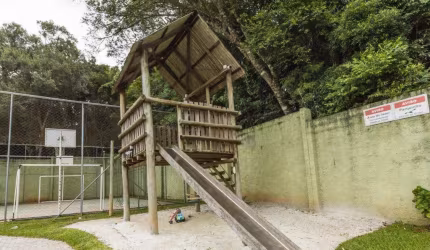 Sobrado em condominio no Campo Comprido