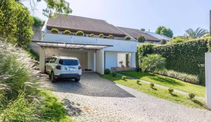 Casa em condomínio no Santo Inácio com 4 quartos