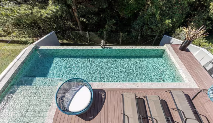 Luxo e requinte no melhor do Alphaville Graciosa 4 suítes e uma piscina aquecida com borda infinita!