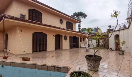 Casa à venda no Portão Curitiba