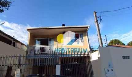 Casa com 2 moradias - térrea 3 dorm e 2º piso 1 dorm 3 vagas