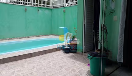 Balneario Gaivotas Sobrado 3 dorm, 2 vagas, próximo ao mar