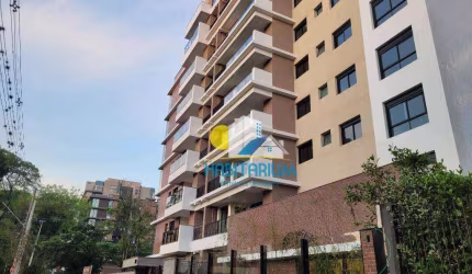 Apartamentos no Ahú 2 e 3 dom c suíte e 02 vagas