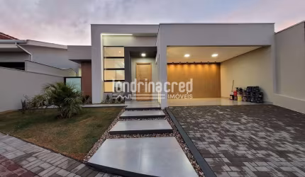 Casa em Conceito aberto com 03 dormitórios sendo 01 suite no Condominio Morada das Flores em Cambé-