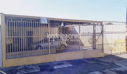 Casa à venda 3 Quartos, 3 Vagas, 300M², Catuai, Londrina - PR