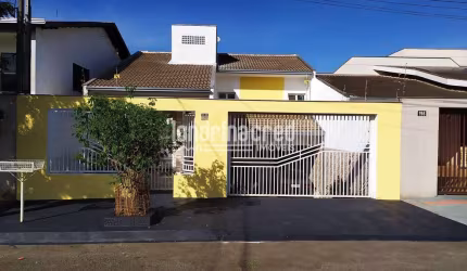 Casa à venda 4 Quartos, 1 Suite, 4 Vagas, 250M², Santa Mônica, Londrina - PR