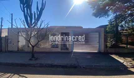 Casa à venda 3 Quartos, 2 Vagas, 330M², Califórnia, Londrina - PR