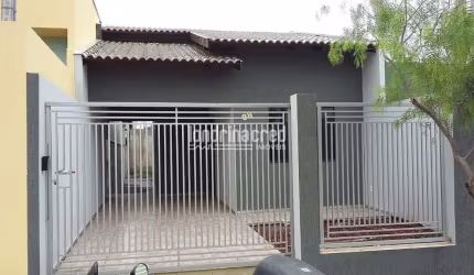 Casa à venda 2 Quartos, 1 Vaga, Centro, Ibiporã - PR