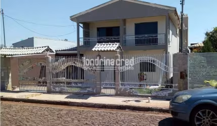 Casa à venda 3 Quartos, 3 Vagas, Centro, Guaíra - PR