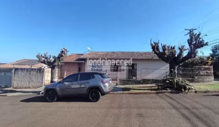 Casa à venda 3 Quartos, 1 Vaga, 222M², Jardim Alvorada, Cambé - PR