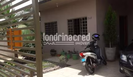 Casa à venda 4 Quartos, 1 Suite, 2 Vagas, 250M², Jatobá, Londrina - PR