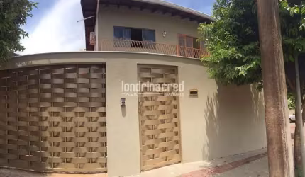 Casa à venda 3 Quartos, 1 Suite, 3 Vagas, Centro, Ibiporã - PR