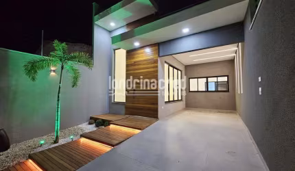 Casa à venda com 3 Quartos sendo 1 Suite, 2 Vagas de garagem, 180M² de terreno,  130M² de construçã