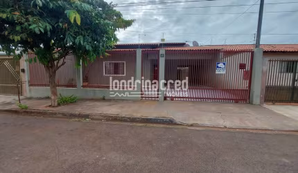 Casa à venda 3 Quartos, 1 Suite, 3 Vagas, 300M², Lagoa Dourada, Londrina - PR